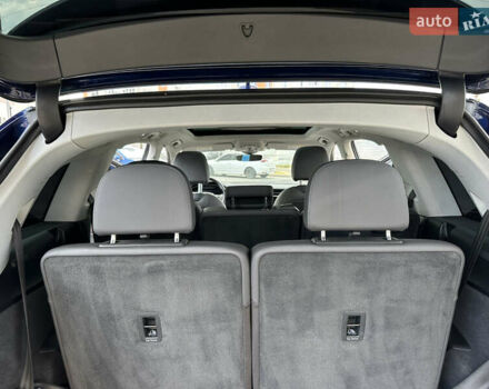 Синій Ауді Ку 7, об'ємом двигуна 3 л та пробігом 142 тис. км за 43999 $, фото 78 на Automoto.ua