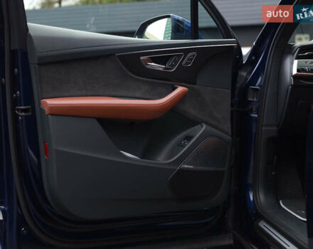 Синій Ауді Ку 7, об'ємом двигуна 3 л та пробігом 94 тис. км за 72500 $, фото 10 на Automoto.ua