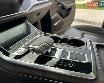 Синій Ауді Ку 7, об'ємом двигуна 3 л та пробігом 142 тис. км за 43999 $, фото 65 на Automoto.ua