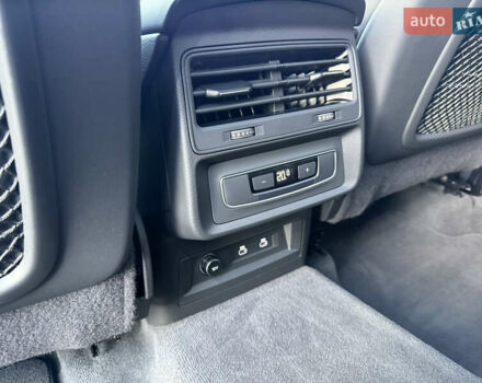 Синий Ауди Ку 7, объемом двигателя 3 л и пробегом 57 тыс. км за 51000 $, фото 40 на Automoto.ua