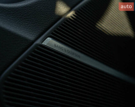 Синій Ауді Ку 7, об'ємом двигуна 1.98 л та пробігом 31 тис. км за 55900 $, фото 41 на Automoto.ua