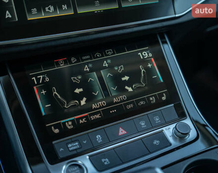 Синій Ауді Ку 7, об'ємом двигуна 1.98 л та пробігом 31 тис. км за 55900 $, фото 35 на Automoto.ua