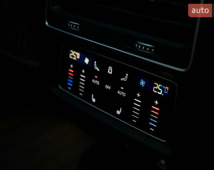 Синій Ауді Ку 7, об'ємом двигуна 1.98 л та пробігом 31 тис. км за 55900 $, фото 45 на Automoto.ua