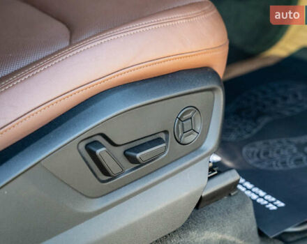 Синій Ауді Ку 7, об'ємом двигуна 1.98 л та пробігом 31 тис. км за 55900 $, фото 40 на Automoto.ua