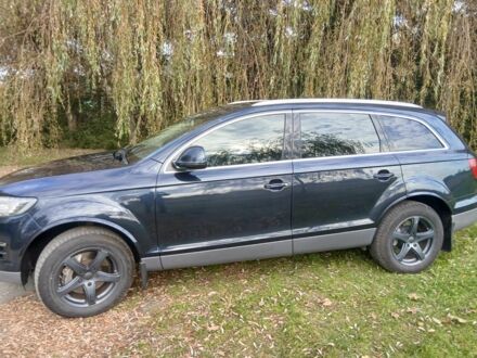 Синий Ауди Ку 7, объемом двигателя 4.2 л и пробегом 380 тыс. км за 7800 $, фото 1 на Automoto.ua