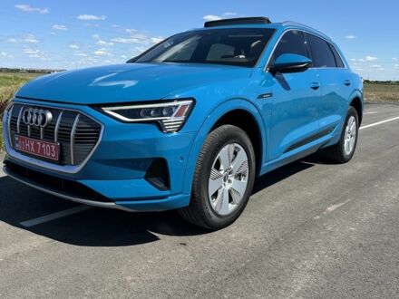Синий Ауди Ку 7, объемом двигателя 0 л и пробегом 130 тыс. км за 24629 $, фото 1 на Automoto.ua