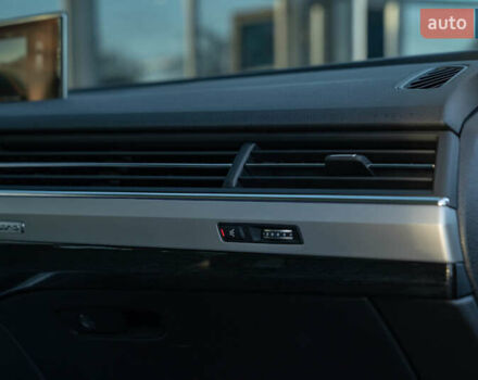 Зелений Ауді Ку 7, об'ємом двигуна 3 л та пробігом 69 тис. км за 36500 $, фото 31 на Automoto.ua