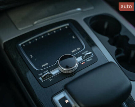 Зелений Ауді Ку 7, об'ємом двигуна 3 л та пробігом 69 тис. км за 36500 $, фото 29 на Automoto.ua