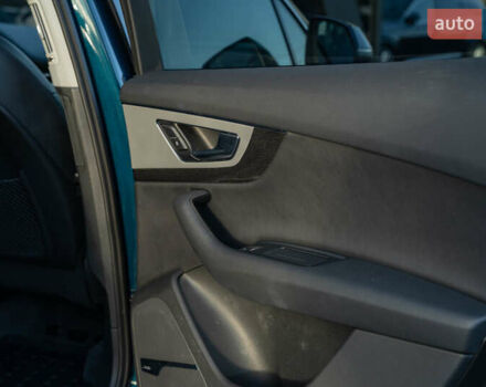 Зелений Ауді Ку 7, об'ємом двигуна 3 л та пробігом 69 тис. км за 36500 $, фото 41 на Automoto.ua