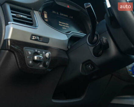 Зелений Ауді Ку 7, об'ємом двигуна 3 л та пробігом 69 тис. км за 36500 $, фото 17 на Automoto.ua