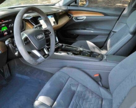 Белый Ауди Кватро, объемом двигателя 0 л и пробегом 23 тыс. км за 22000 $, фото 5 на Automoto.ua