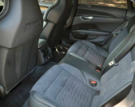 Белый Ауди Кватро, объемом двигателя 0 л и пробегом 23 тыс. км за 22000 $, фото 9 на Automoto.ua