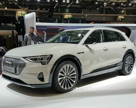 Белый Ауди Кватро, объемом двигателя 0 л и пробегом 189 тыс. км за 28664 $, фото 3 на Automoto.ua