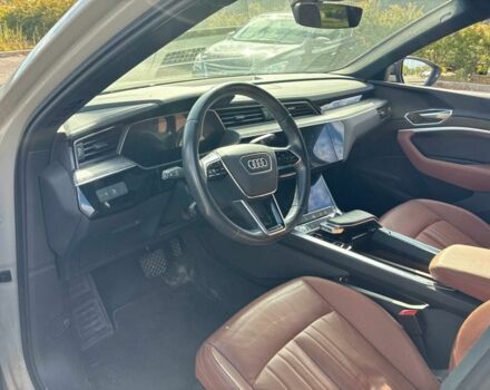 Білий Ауді Quattro, об'ємом двигуна 0 л та пробігом 189 тис. км за 29041 $, фото 6 на Automoto.ua