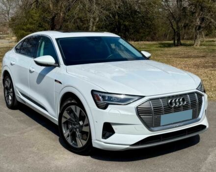 Білий Ауді Quattro, об'ємом двигуна 0 л та пробігом 57 тис. км за 38300 $, фото 1 на Automoto.ua