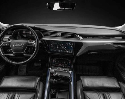 Чорний Ауді Quattro, об'ємом двигуна 0 л та пробігом 94 тис. км за 28000 $, фото 9 на Automoto.ua