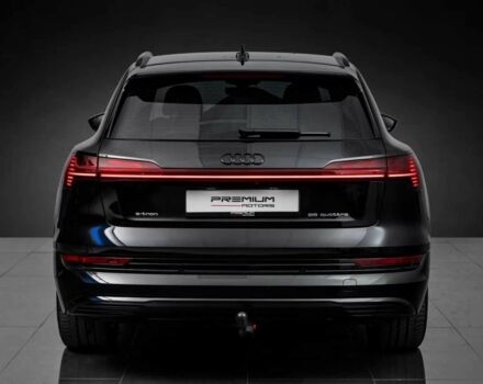 Чорний Ауді Quattro, об'ємом двигуна 0 л та пробігом 94 тис. км за 28000 $, фото 4 на Automoto.ua