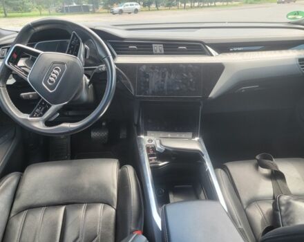 Серый Ауди Кватро, объемом двигателя 0 л и пробегом 200 тыс. км за 25000 $, фото 5 на Automoto.ua