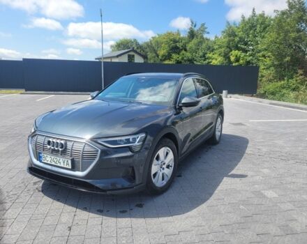 Серый Ауди Кватро, объемом двигателя 0 л и пробегом 200 тыс. км за 25000 $, фото 1 на Automoto.ua