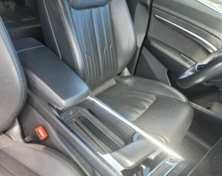 Серый Ауди Кватро, объемом двигателя 0 л и пробегом 200 тыс. км за 25000 $, фото 6 на Automoto.ua