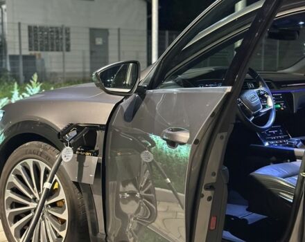 Серый Ауди Кватро, объемом двигателя 0 л и пробегом 117 тыс. км за 34500 $, фото 1 на Automoto.ua