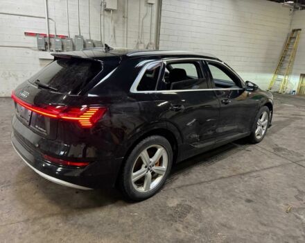 Серый Ауди Кватро, объемом двигателя 0 л и пробегом 169 тыс. км за 26744 $, фото 1 на Automoto.ua