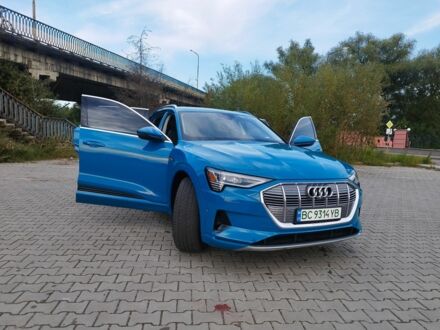 Синій Ауді Quattro, об'ємом двигуна 0 л та пробігом 28 тис. км за 32000 $, фото 1 на Automoto.ua