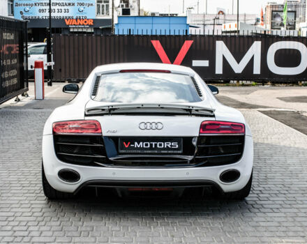 Білий Ауді R8, об'ємом двигуна 5.2 л та пробігом 38 тис. км за 63000 $, фото 14 на Automoto.ua