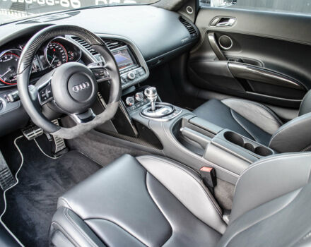 Білий Ауді R8, об'ємом двигуна 5.2 л та пробігом 38 тис. км за 63000 $, фото 28 на Automoto.ua