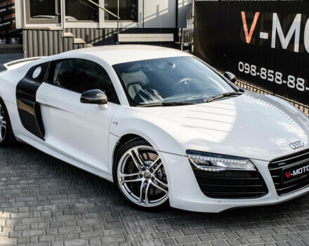 Білий Ауді R8, об'ємом двигуна 5.2 л та пробігом 38 тис. км за 63000 $, фото 56 на Automoto.ua