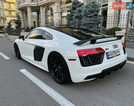 Білий Ауді R8, об'ємом двигуна 5.2 л та пробігом 60 тис. км за 165000 $, фото 31 на Automoto.ua