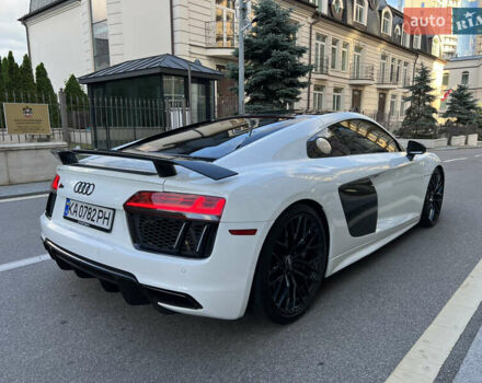 Білий Ауді R8, об'ємом двигуна 5.2 л та пробігом 60 тис. км за 165000 $, фото 7 на Automoto.ua