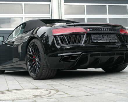 Чорний Ауді R8, об'ємом двигуна 52 л та пробігом 24 тис. км за 190000 $, фото 9 на Automoto.ua