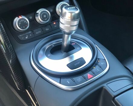 Чорний Ауді R8, об'ємом двигуна 42 л та пробігом 50 тис. км за 39500 $, фото 16 на Automoto.ua