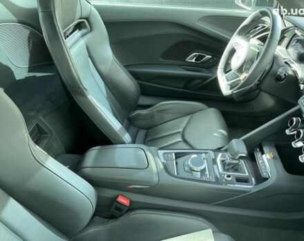 Ауді R8, об'ємом двигуна 3 л та пробігом 1 тис. км за 176931 $, фото 6 на Automoto.ua