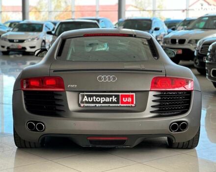 Сірий Ауді R8, об'ємом двигуна 4.2 л та пробігом 102 тис. км за 43990 $, фото 7 на Automoto.ua