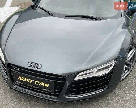 Сірий Ауді R8, об'ємом двигуна 5.2 л та пробігом 29 тис. км за 89000 $, фото 4 на Automoto.ua