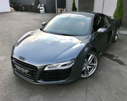Сірий Ауді R8, об'ємом двигуна 5.2 л та пробігом 13 тис. км за 94900 $, фото 6 на Automoto.ua