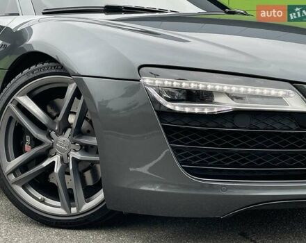 Сірий Ауді R8, об'ємом двигуна 5.2 л та пробігом 29 тис. км за 89000 $, фото 6 на Automoto.ua
