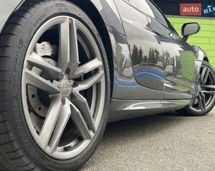 Сірий Ауді R8, об'ємом двигуна 5.2 л та пробігом 29 тис. км за 89000 $, фото 10 на Automoto.ua