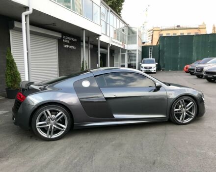 Сірий Ауді R8, об'ємом двигуна 5.2 л та пробігом 13 тис. км за 94900 $, фото 25 на Automoto.ua