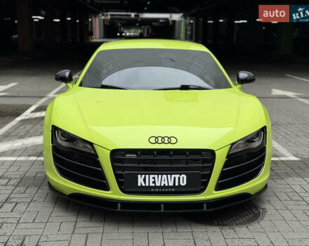 Зелений Ауді R8, об'ємом двигуна 4.2 л та пробігом 100 тис. км за 36000 $, фото 1 на Automoto.ua