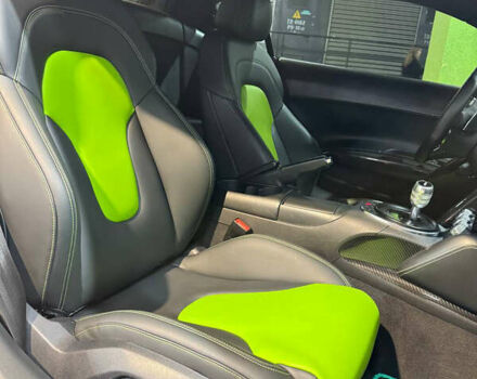 Зелений Ауді R8, об'ємом двигуна 4.2 л та пробігом 100 тис. км за 36000 $, фото 9 на Automoto.ua