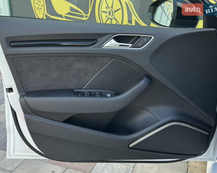 Белый Ауди РС3, объемом двигателя 2.48 л и пробегом 65 тыс. км за 32000 $, фото 12 на Automoto.ua