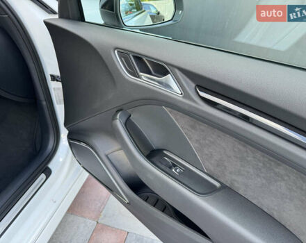 Белый Ауди РС3, объемом двигателя 2.48 л и пробегом 65 тыс. км за 32000 $, фото 19 на Automoto.ua