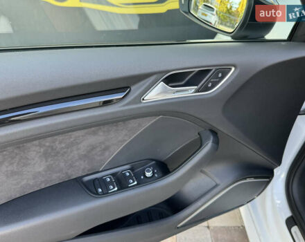 Белый Ауди РС3, объемом двигателя 2.48 л и пробегом 65 тыс. км за 32000 $, фото 13 на Automoto.ua