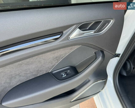 Белый Ауди РС3, объемом двигателя 2.48 л и пробегом 65 тыс. км за 32000 $, фото 16 на Automoto.ua