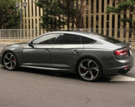 Серый Ауди РС5, объемом двигателя 0 л и пробегом 36 тыс. км за 20000 $, фото 6 на Automoto.ua