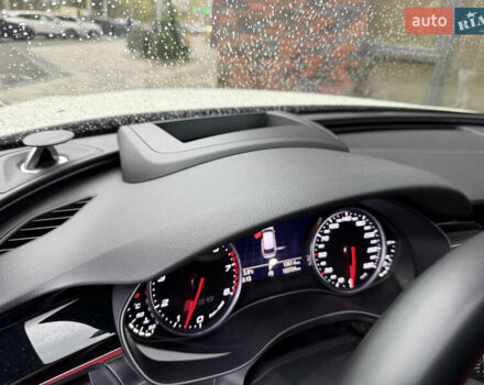 Белый Ауди РС6, объемом двигателя 3.99 л и пробегом 120 тыс. км за 56000 $, фото 68 на Automoto.ua