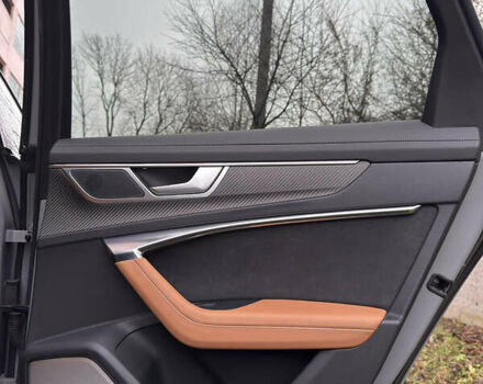 Серый Ауди РС6, объемом двигателя 4 л и пробегом 120 тыс. км за 99500 $, фото 62 на Automoto.ua